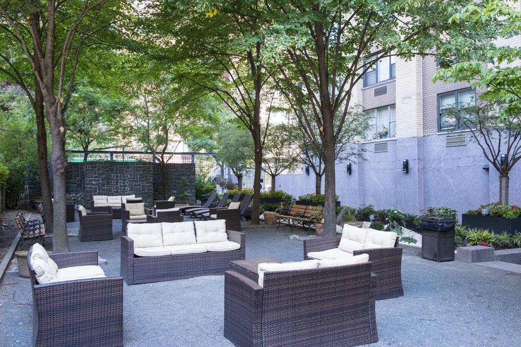 201 West 70th Street, Unit 6D photo 9