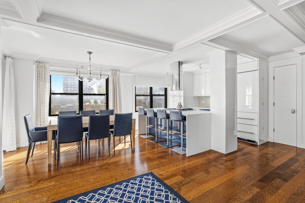 200 East 74th Street, Unit 7AB photo 2