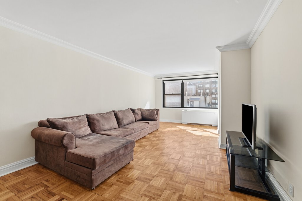 200 East 74th Street, Unit 7AB photo 6