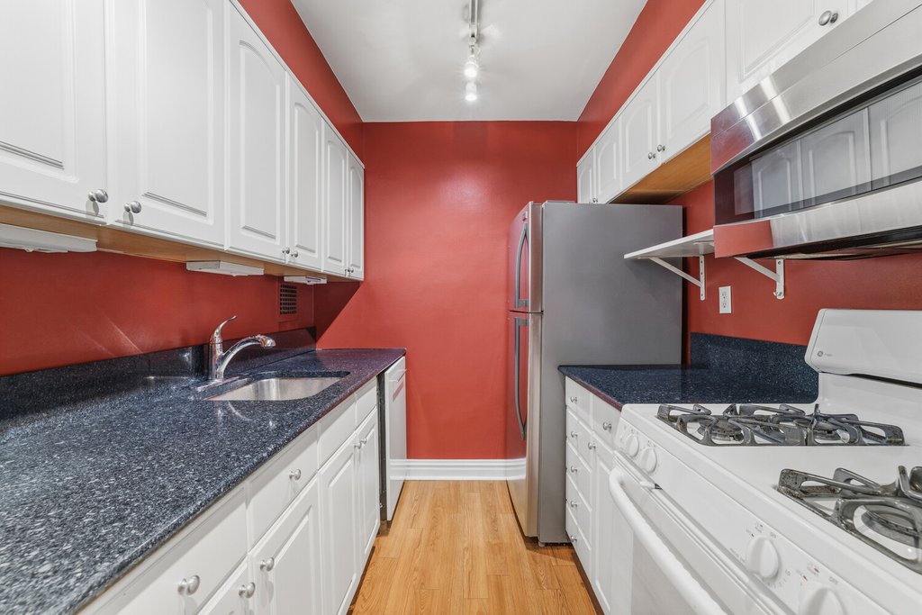 200 East 74th Street, Unit 7AB photo 8