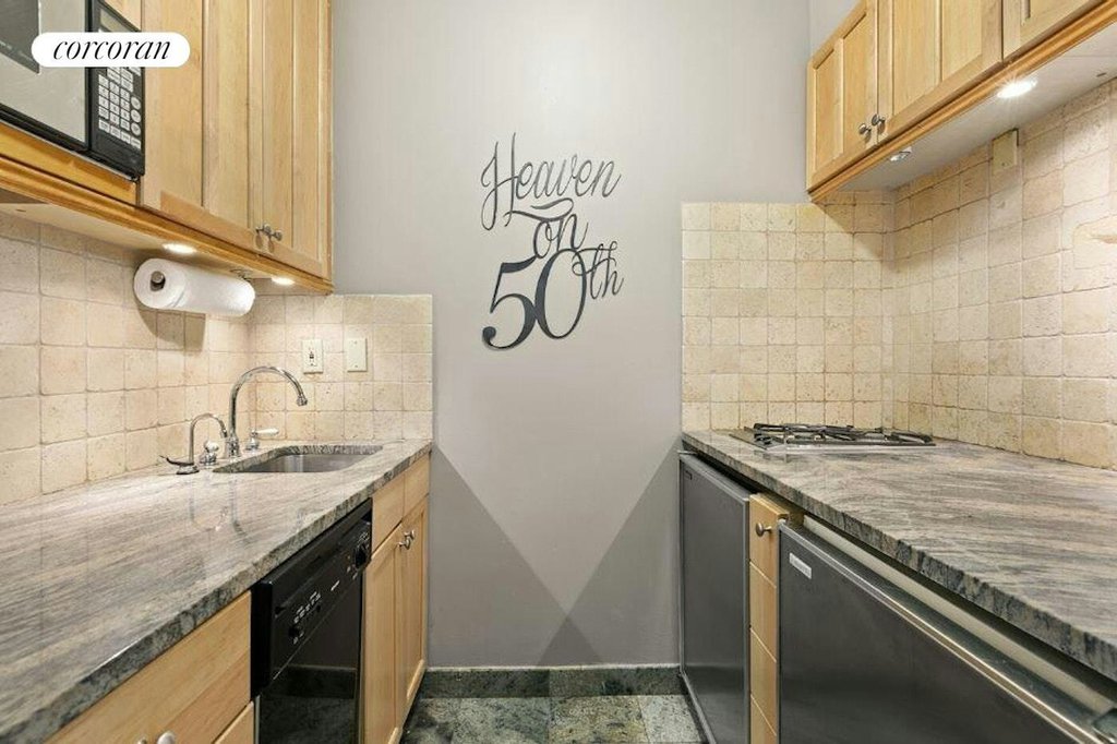 350 West 50th Street, Unit 6K photo 5