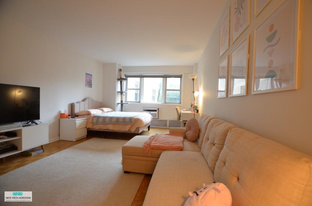 446 East 86th Street, Unit 7G photo 2