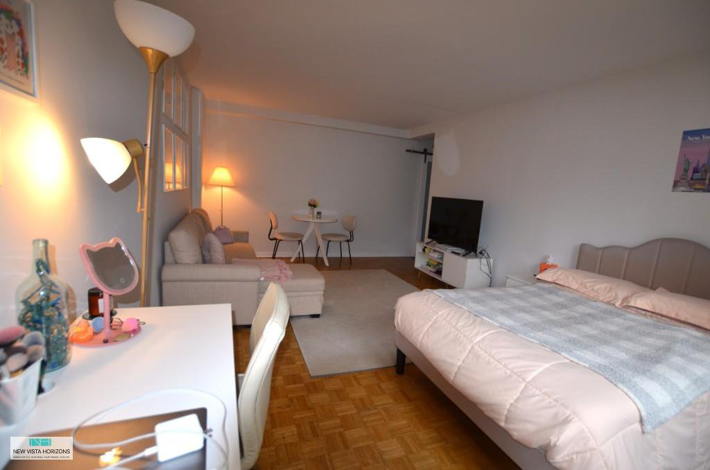 446 East 86th Street, Unit 7G photo 4