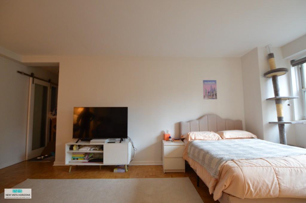 446 East 86th Street, Unit 7G photo 7