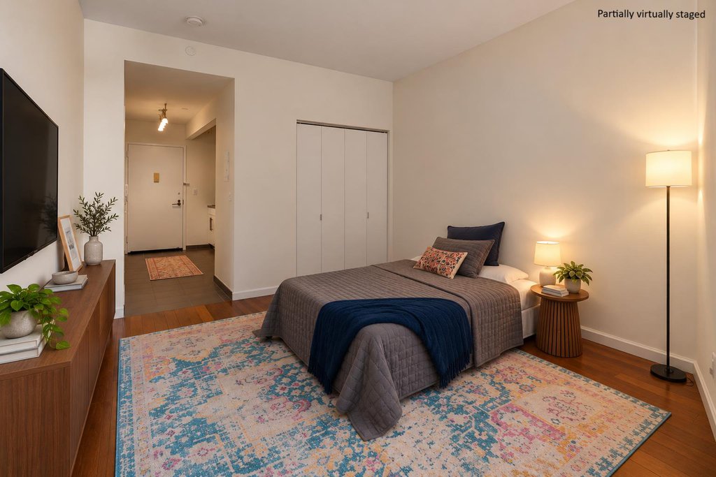 1 Wall Street Court, Unit 1003 photo 3