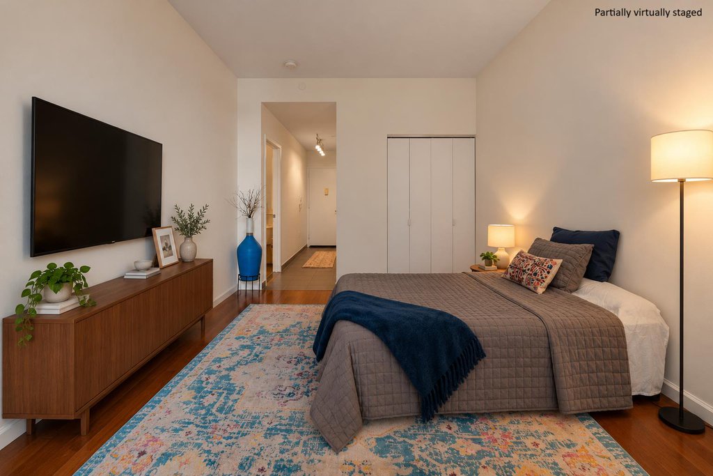 1 Wall Street Court, Unit 1003 photo 4