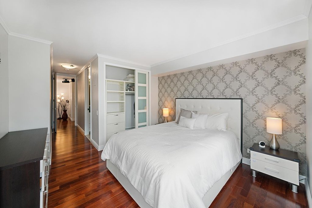 500 West 43rd Street, Unit 21B photo 8