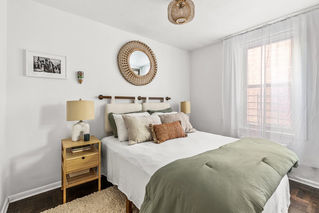 651 Vanderbilt Street, Unit 2/B photo 3