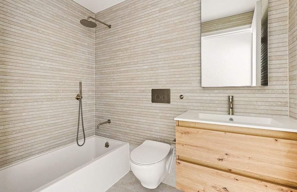 482 Hancock Street, Unit 1GDN photo 8