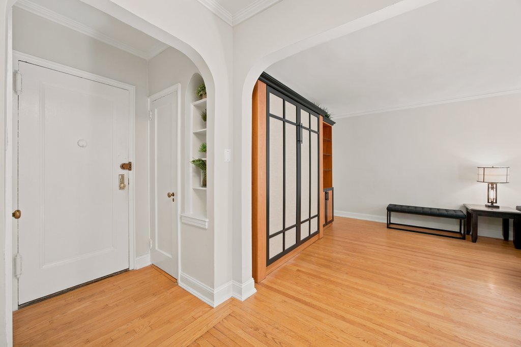 357 West 55th Street, Unit 2C photo 5