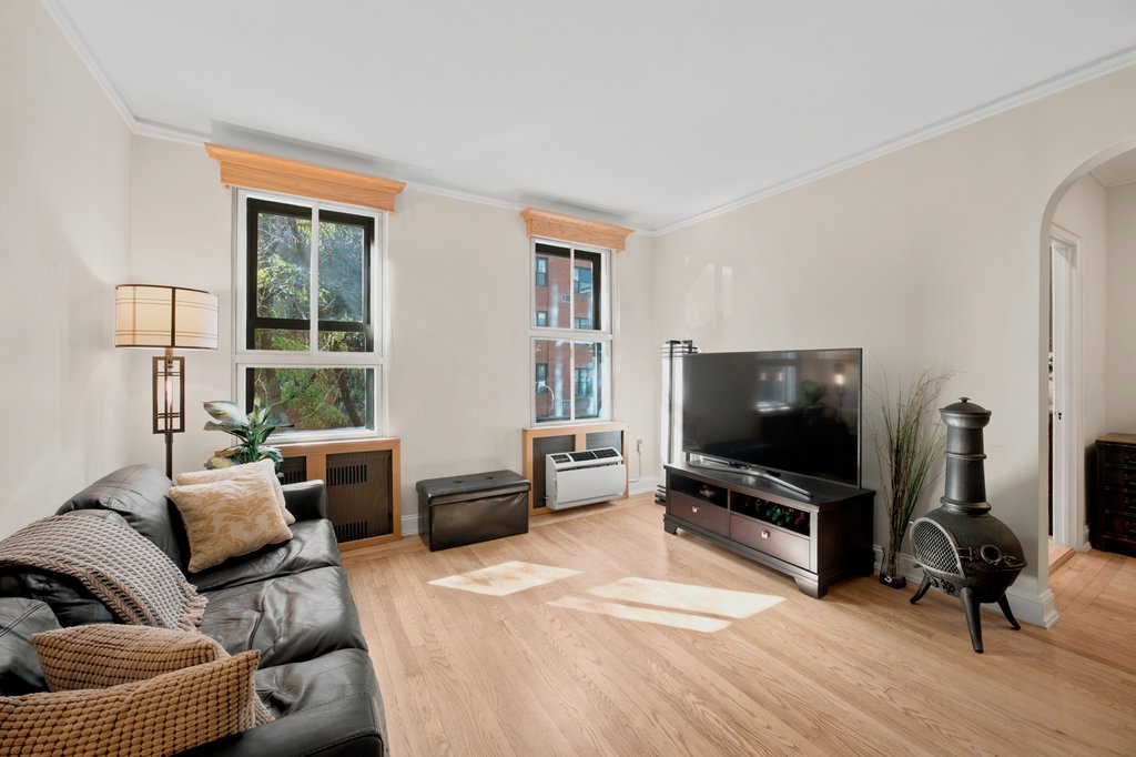 357 West 55th Street, Unit 2C photo 6