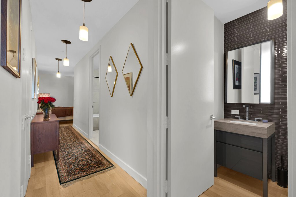 75 Wall Street, Unit 35A photo 5