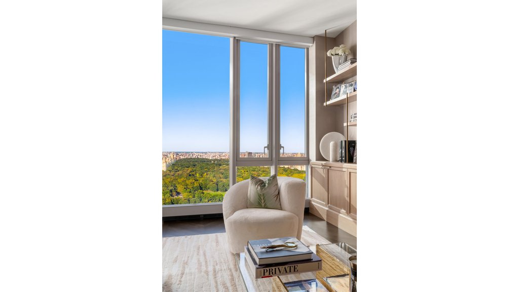 217 West 57th Street, Unit 46B photo 22
