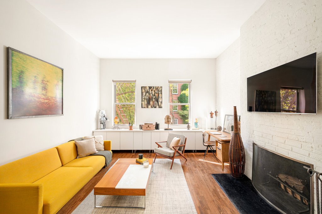 103 East 10th Street, Unit 3B