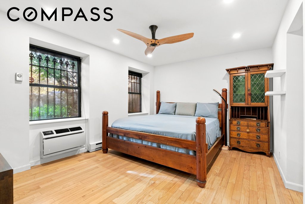 326 East 30th Street, Unit 1 photo 6