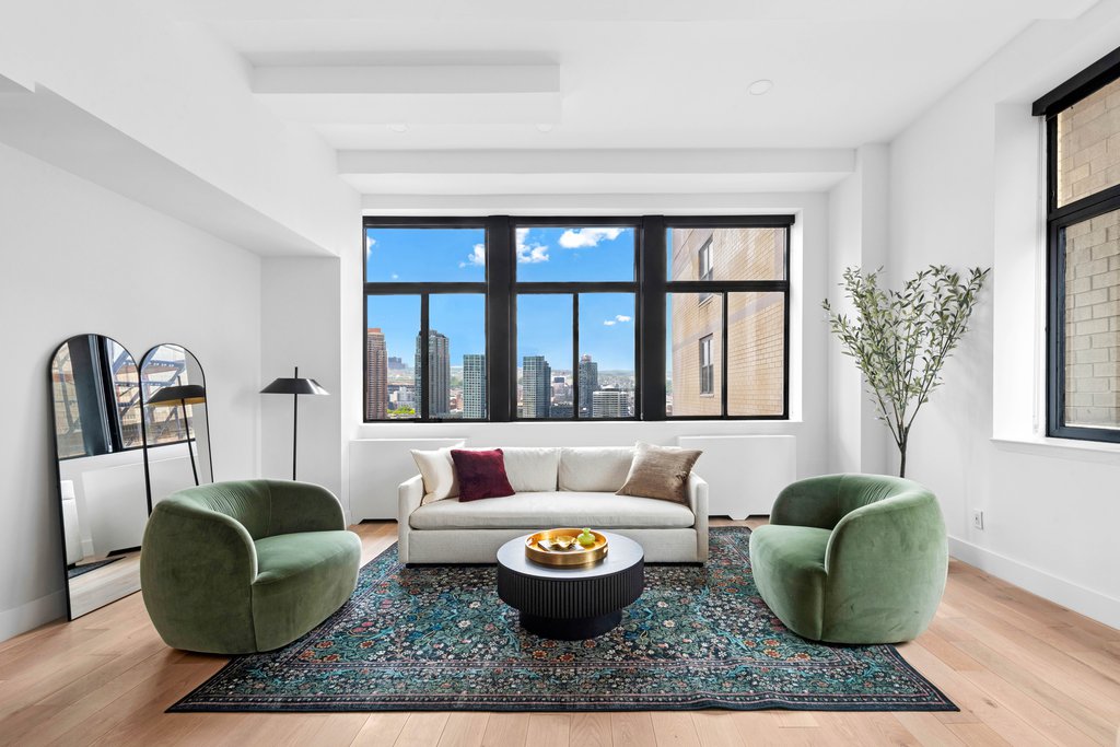310 East 46th Street, Unit 24H