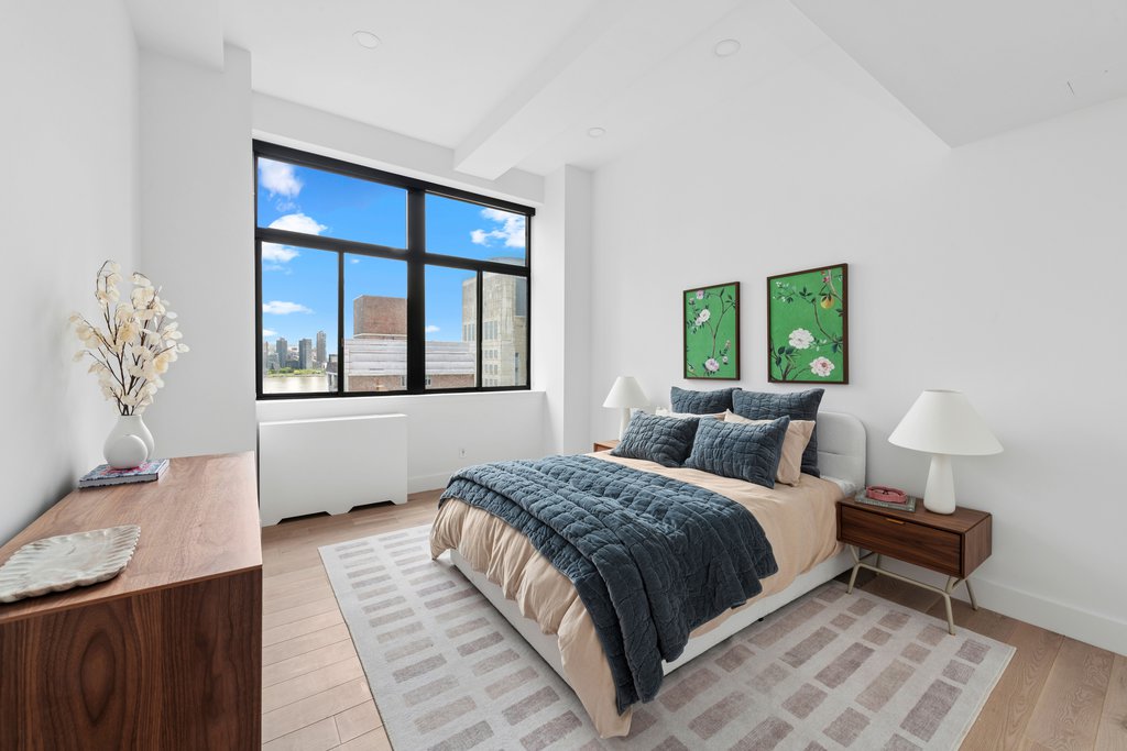 310 East 46th Street, Unit 24H photo 3