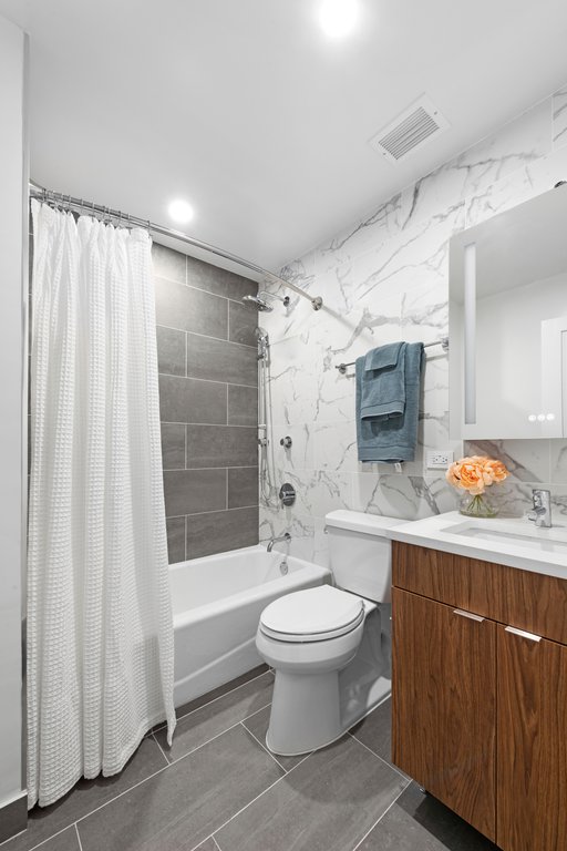 310 East 46th Street, Unit 24H photo 6