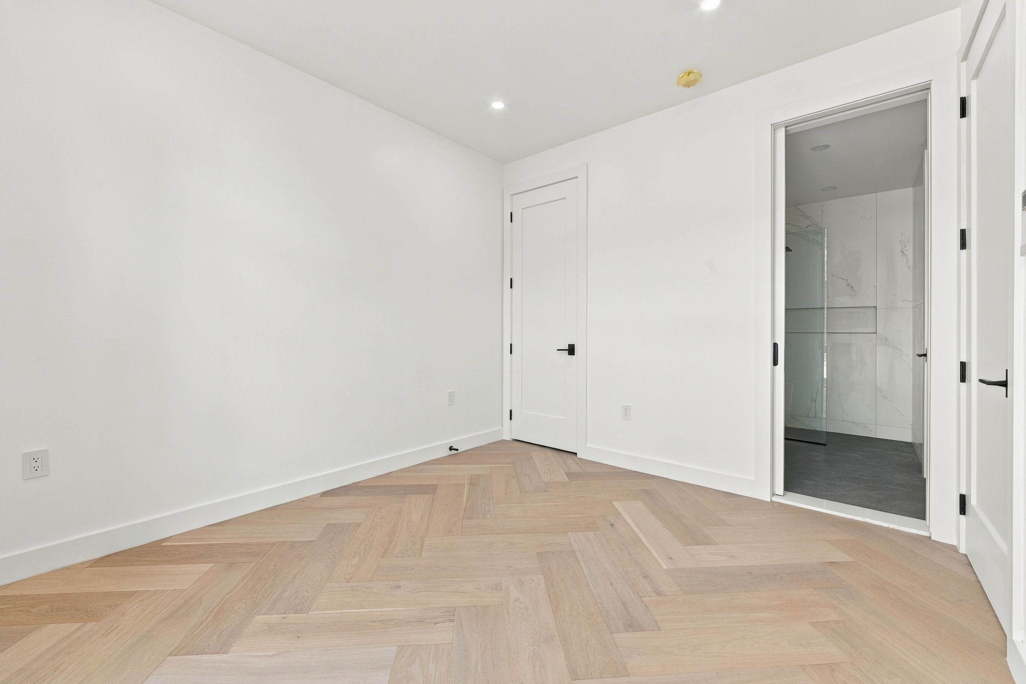 299 Stockholm Street, Unit 1R photo 6