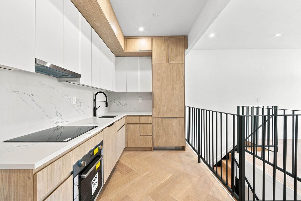 299 Stockholm Street, Unit 1R photo 8
