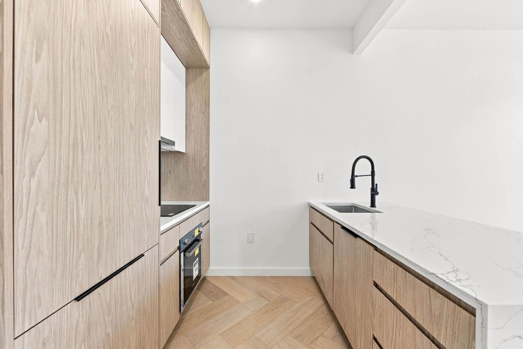 299 Stockholm Street, Unit 4B photo 3