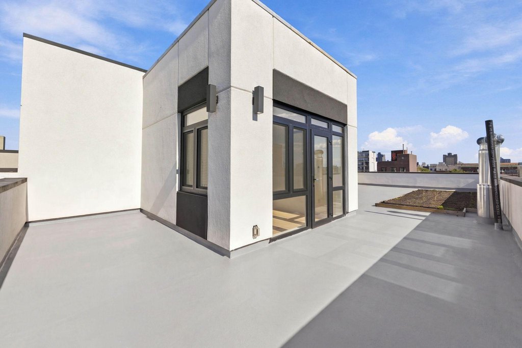 299 Stockholm Street, Unit 4B photo 9