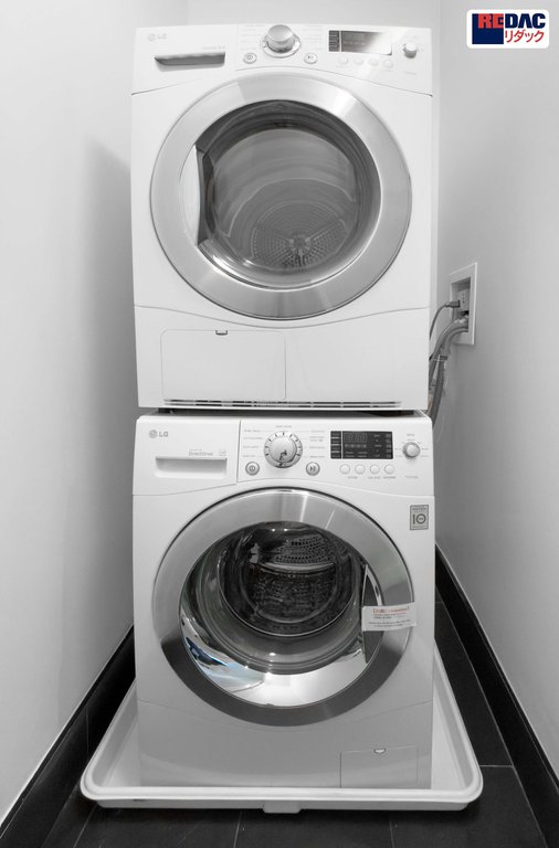 416 West 52nd Street, Unit 303 photo 9