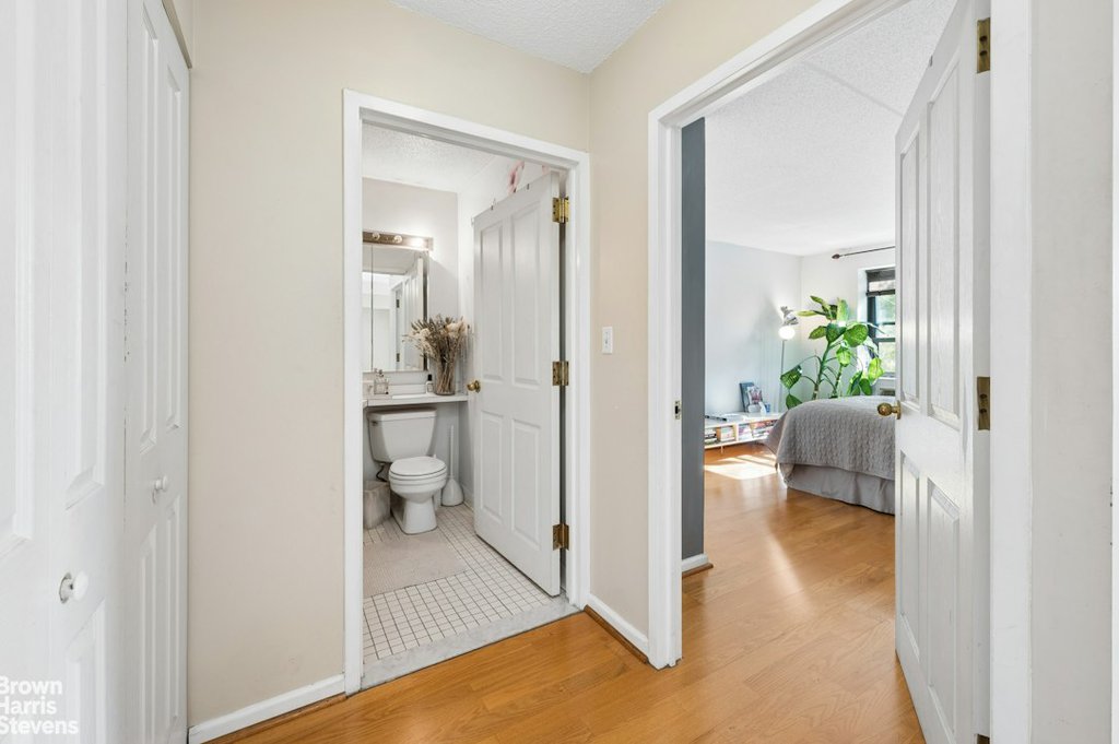 130 Lenox Avenue, Unit 526 photo 4