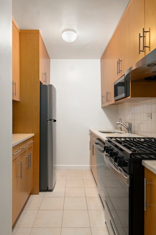 205 West End Avenue, Unit 15J photo 7