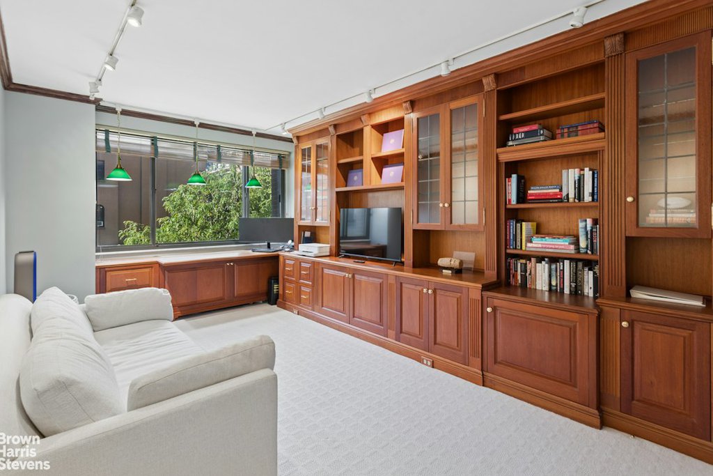 40 East 80th Street, Unit 3A photo 2