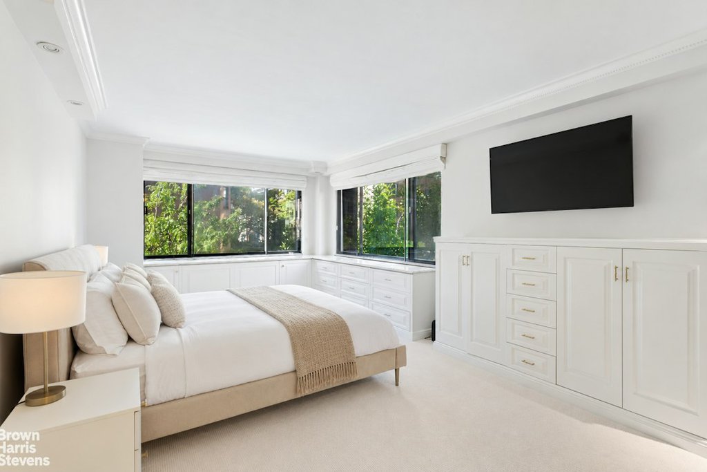 40 East 80th Street, Unit 3A photo 5