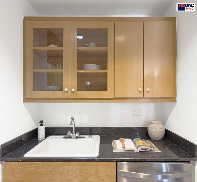 160 West 66th Street, Unit 26F photo 10