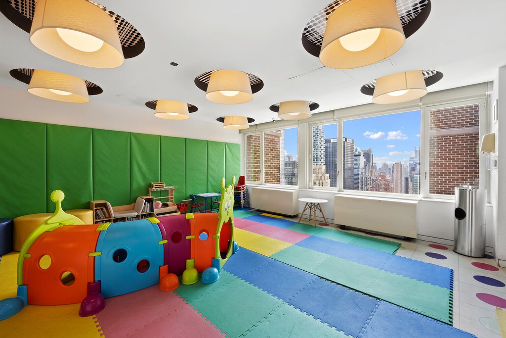 322 West 57th Street, Unit 38F photo 13