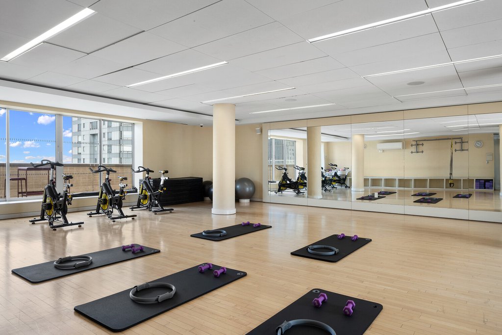 322 West 57th Street, Unit 38F photo 15