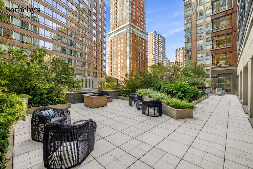 2 River Terrace, Unit 5R photo 19
