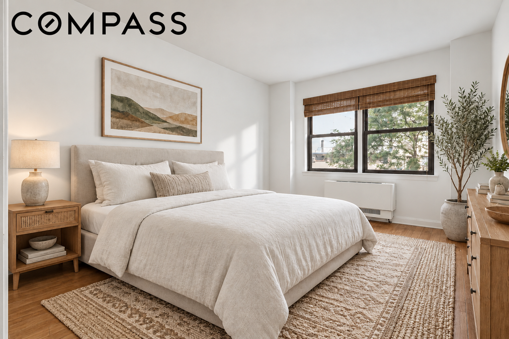 240 East 46th Street, Unit 6G photo 2