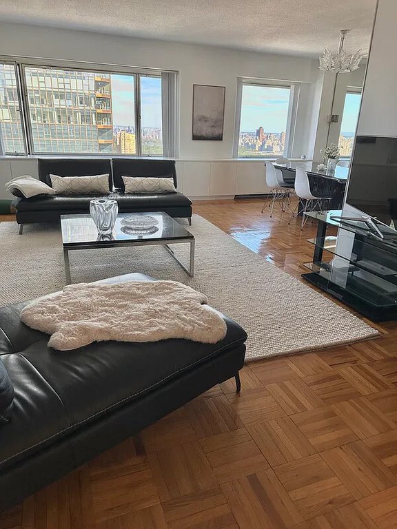 20 West 64th Street, Unit 42L photo 2