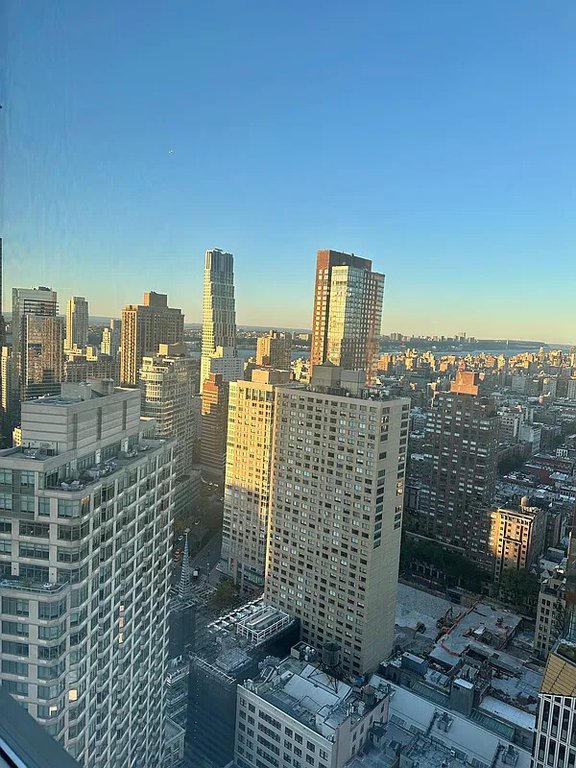 20 West 64th Street, Unit 42L photo 8