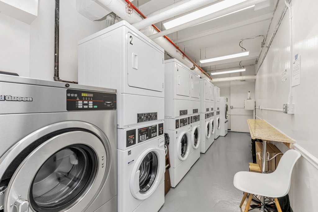 69-11 Yellowstone Boulevard, Unit A41 photo 15