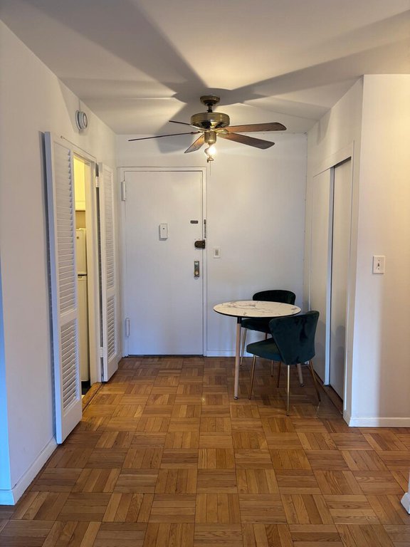 220 East 54th Street, Unit 7L photo 6