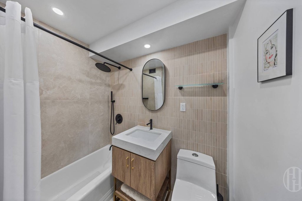 200 East 27th Street, Unit 10E photo 6