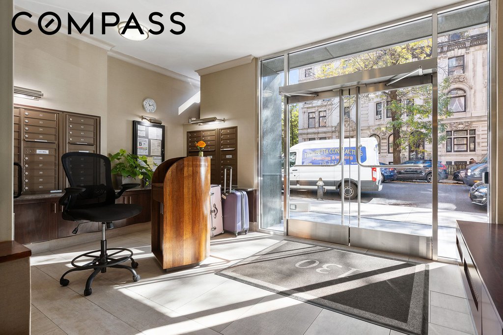 130 Eighth Avenue, Unit 4B photo 11
