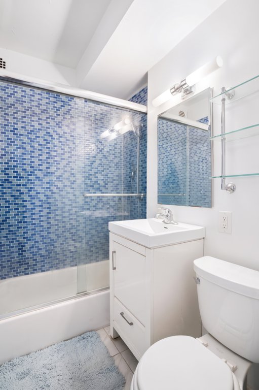 34 Plaza Street East, Unit 310 photo 6