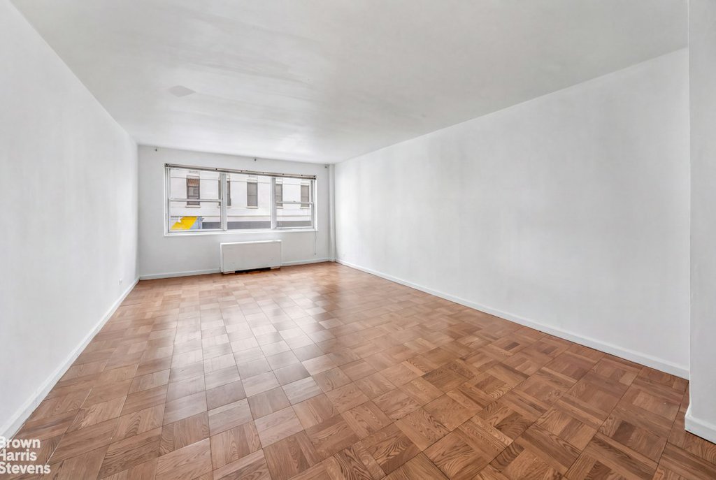 201 East 66th Street, Unit 2D photo 3
