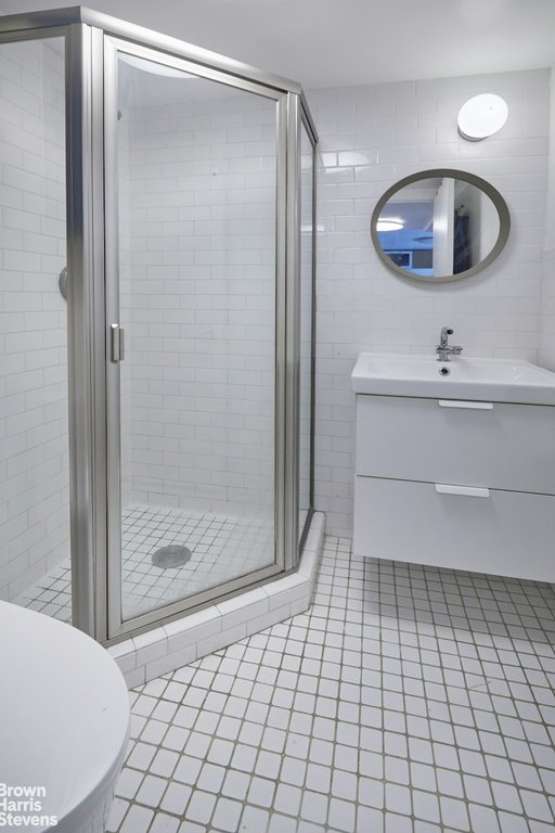 796 Dekalb Avenue, Unit 2B photo 10