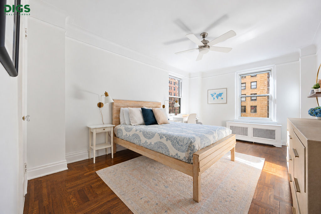800 West End Avenue, Unit 5D photo 4