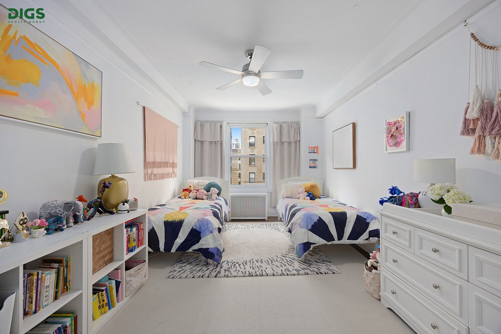 800 West End Avenue, Unit 5D photo 5