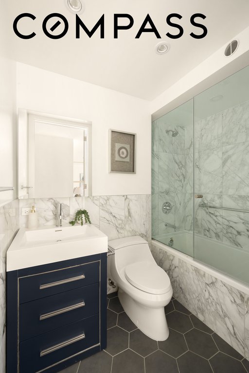 404 East 79th Street, Unit 9H photo 4