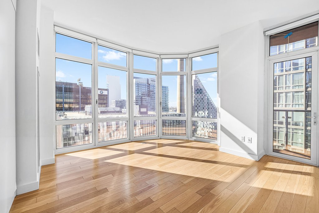 555 West 59th Street, Unit 25B photo 4