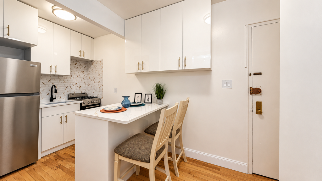 4 West 101st Street, Unit 49A